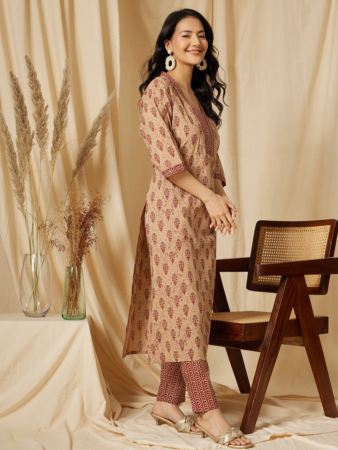 Beige And Maroon Ethnic Motifs Printed Cotton Suit Set