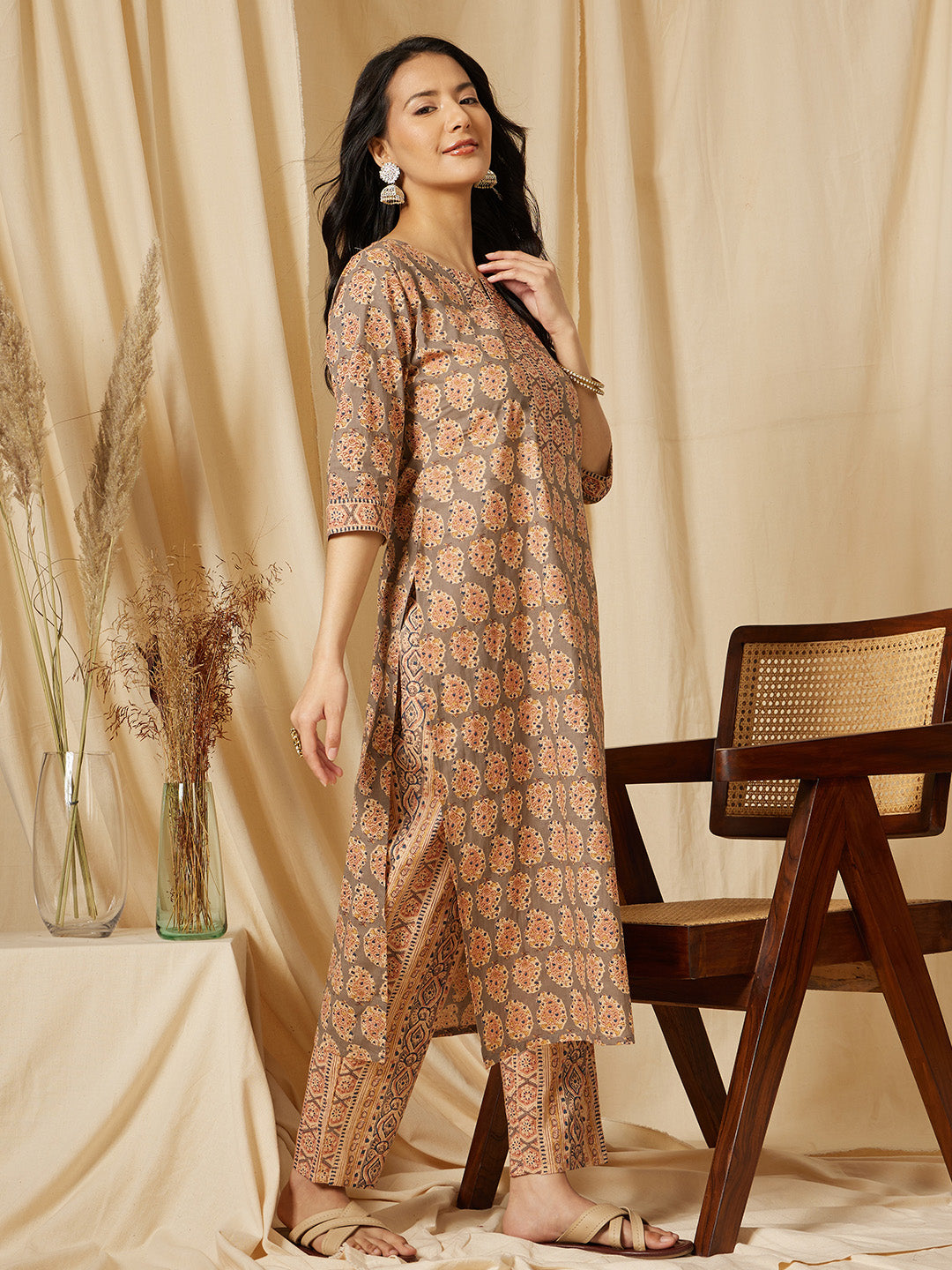 Grey Ethnic Motifs Printed Cotton Suit Set