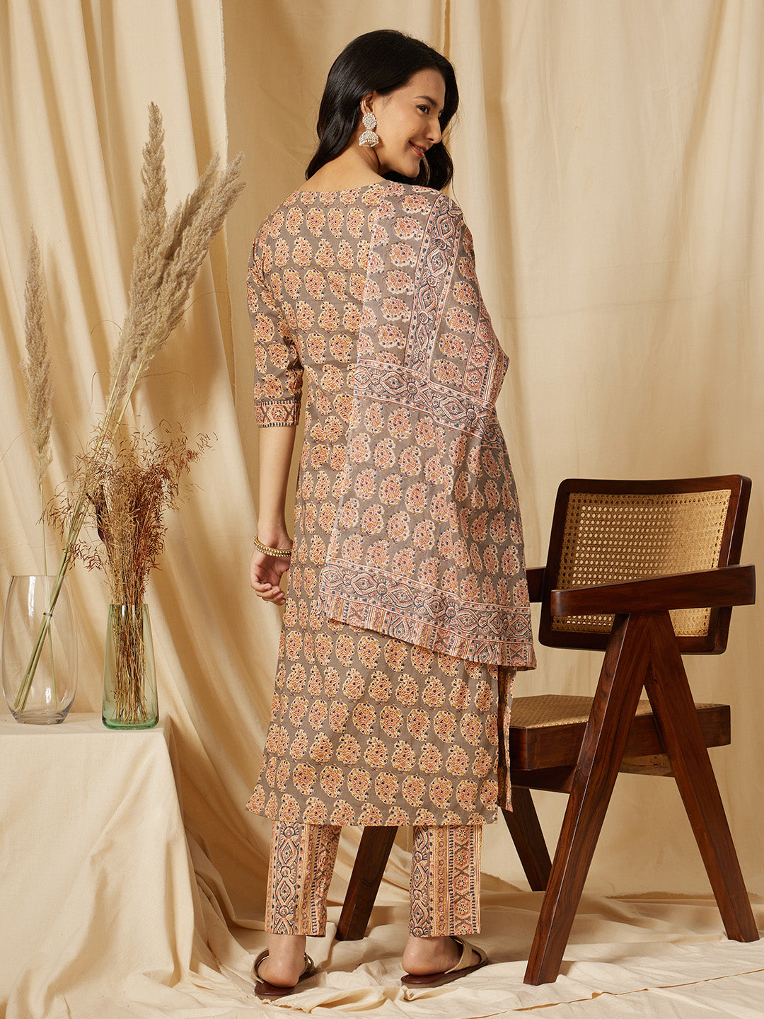 Grey Ethnic Motifs Printed Cotton Suit Set