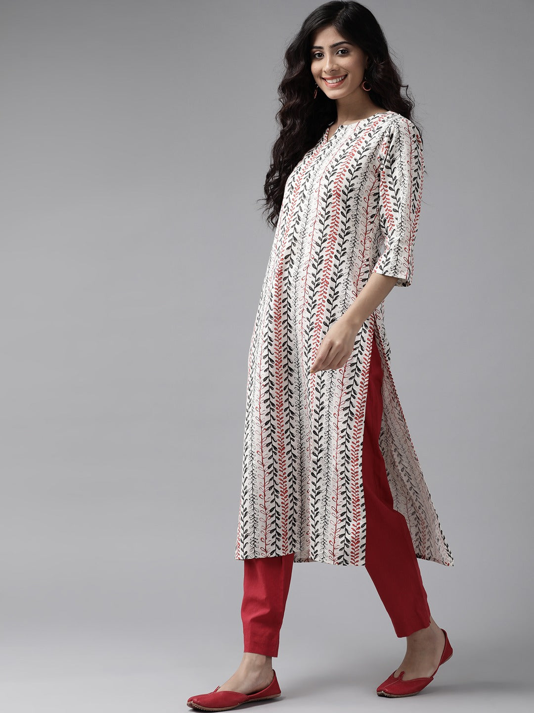 Off White Cotton Printed Kurta With Jacket