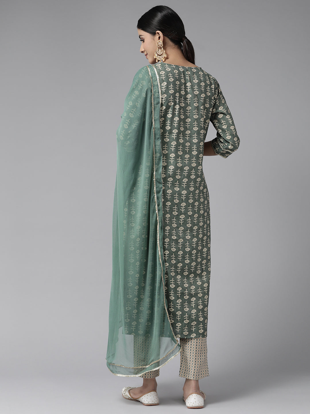 Green Ethnic Motifs Printed Chanderi Silk Suit Set